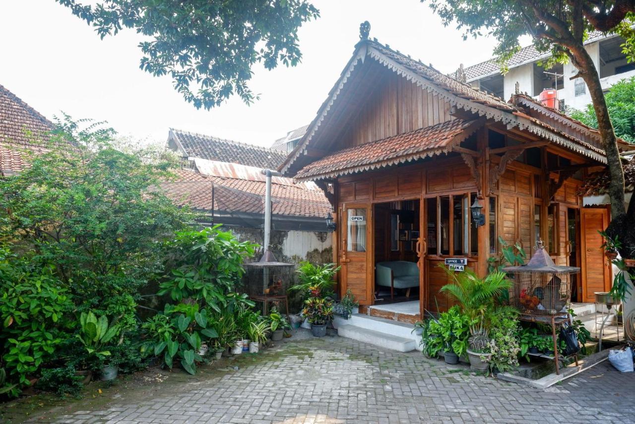 Reddoorz Syariah Near Plengkung Gading 2 Yogyakarta Exterior foto